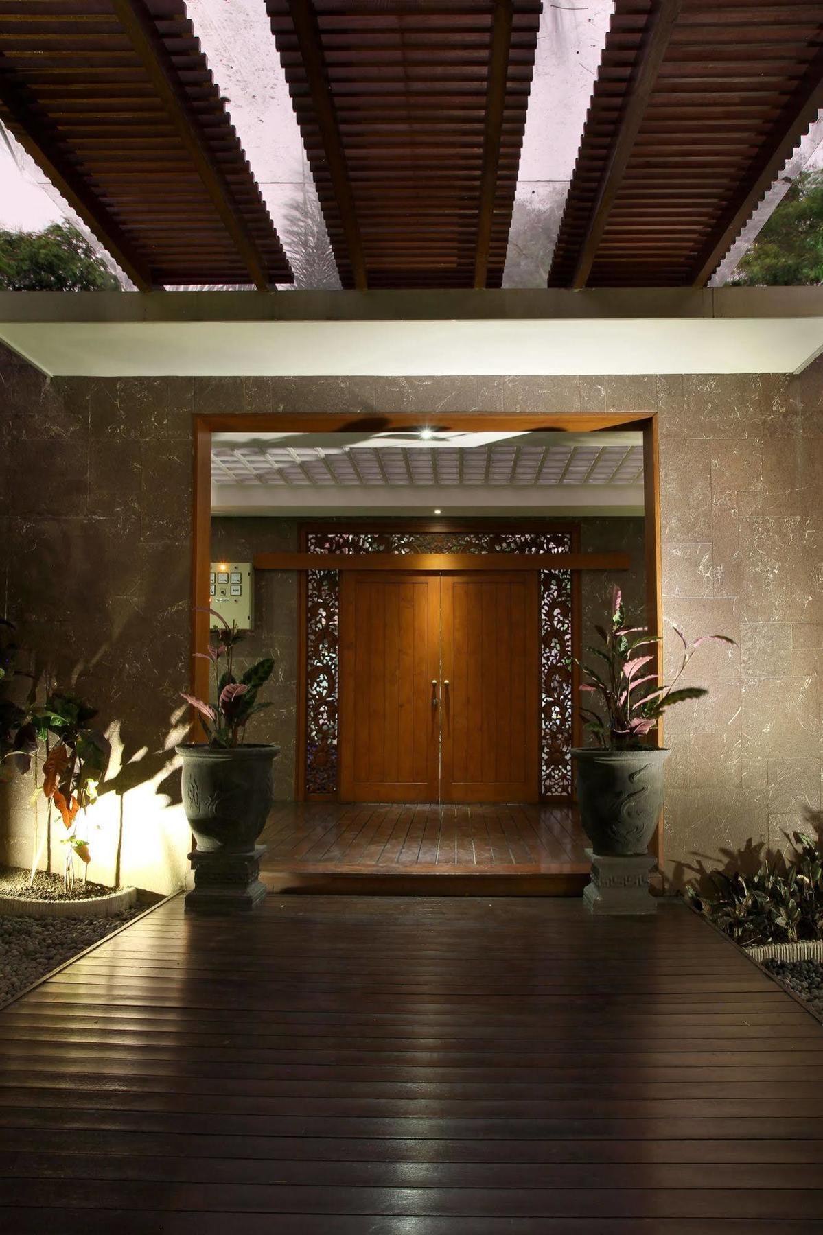 Cozy Boutique Guest House Malang Eksteriør billede